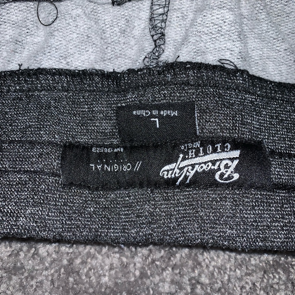 Shorts - Picture 4 of 4